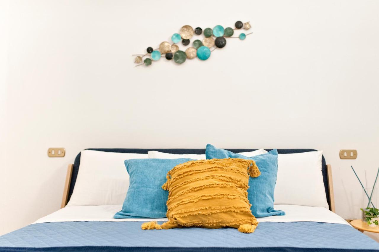 Blue Loft - Old Town Apartment Sit Lecce Esterno foto